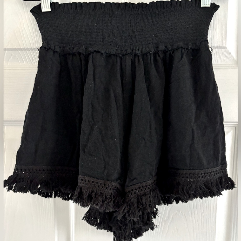 NWOT Skylar+Madison Black Highwaist,Crochet Fringe Shorts;Elastic Waist,Womens M